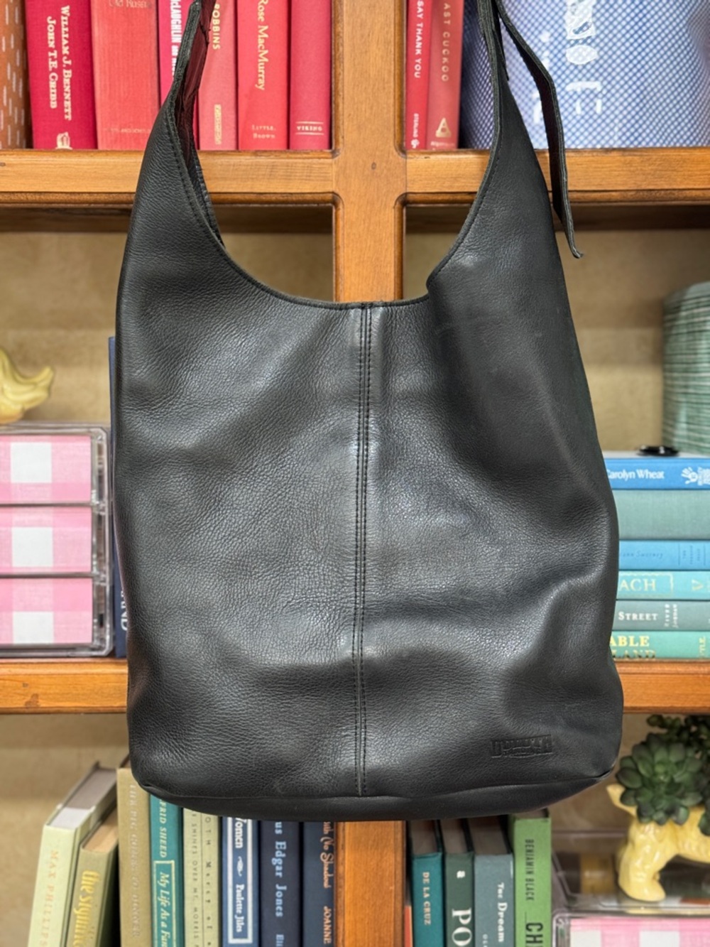 Duluth Trading Co Black Leather Shoulder Bag - Picture 2 of 11